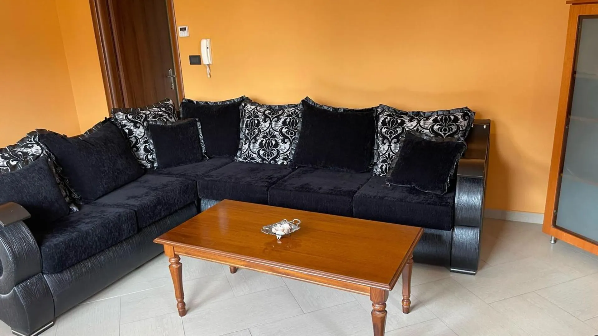 Kalpazo Tirana Vila 313 Albanië